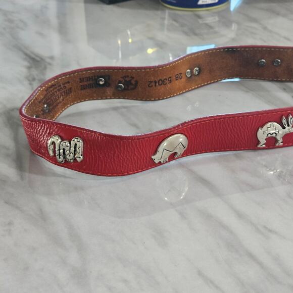 Crimson red thick leather belt with etched buckle, symbolic animal medallions main image 7